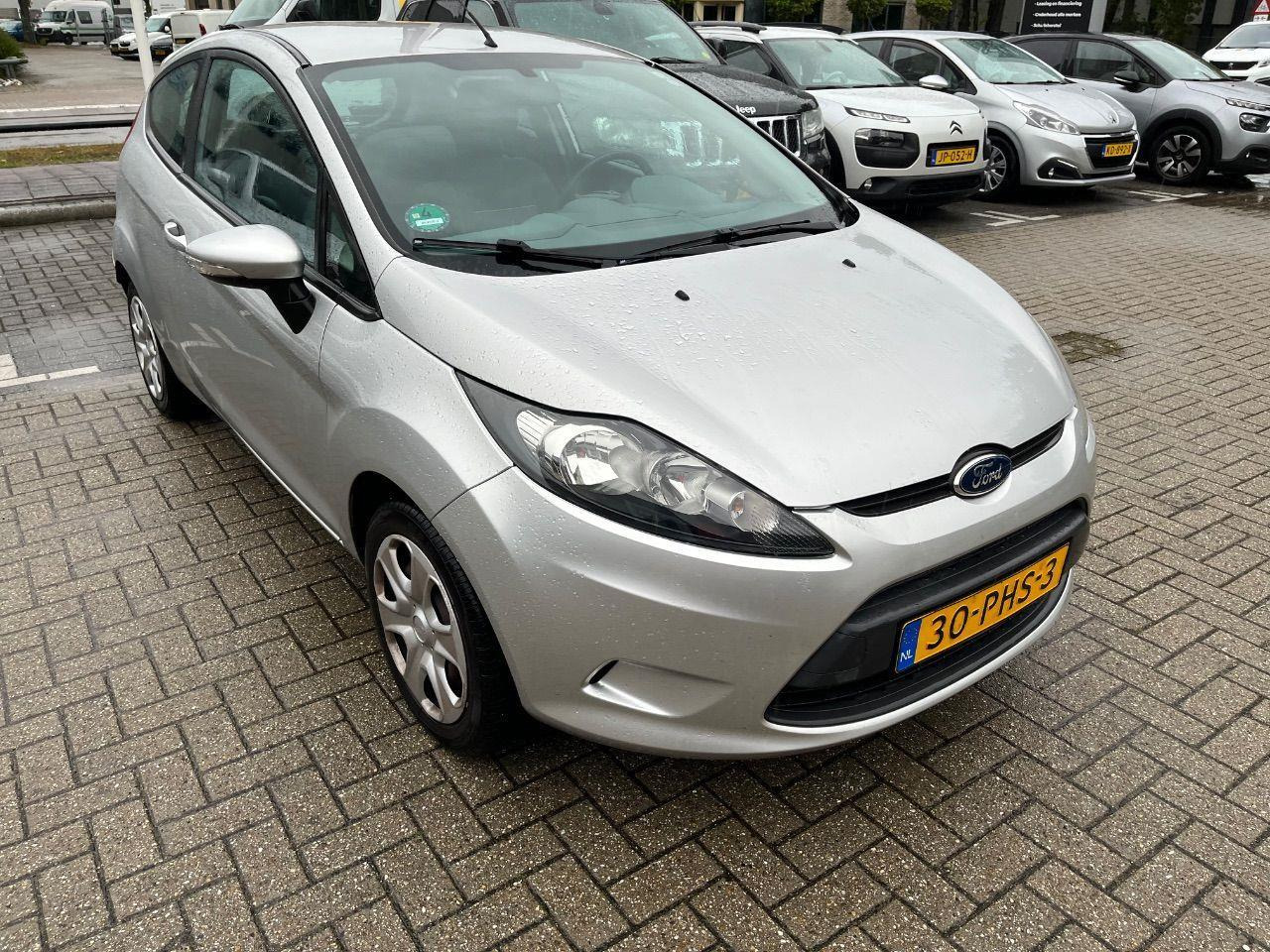 Ford Fiesta 1.25 Limited | 2011 | 186.640 km | 30PHS3 | NAP: Logisch - Хечбек: снимка 2 Ford Fiesta 1.25 Limited | 2011 | 186.640 km | 30PHS3 | NAP: Logisch - Хечбек: снимка 2
