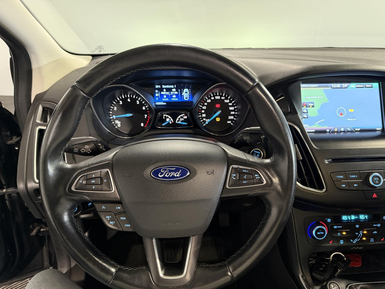 Ford | Focus Wagon | 1.0 Titanium Edition | 2015 | 82.935 km | P162BH | Geen oordeel - Лек автомобил: снимка 3 Ford | Focus Wagon | 1.0 Titanium Edition | 2015 | 82.935 km | P162BH | Geen oordeel - Лек автомобил: снимка 3