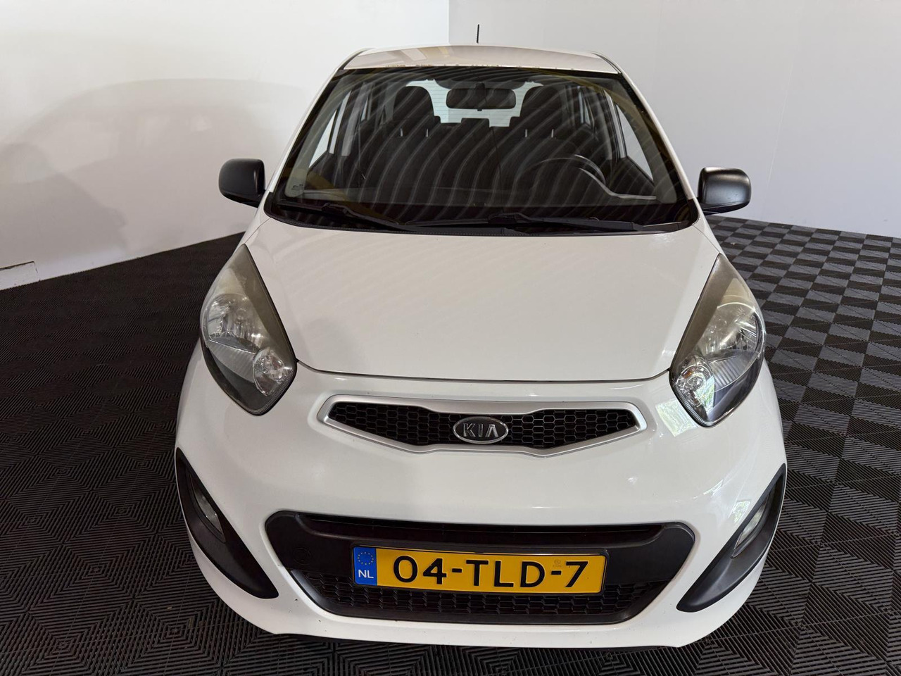 Kia Picanto 1.0 CVVT | 2012 | 70.028 km | 04-TLD- 7 - Хечбек: снимка 4 Kia Picanto 1.0 CVVT | 2012 | 70.028 km | 04-TLD- 7 - Хечбек: снимка 4