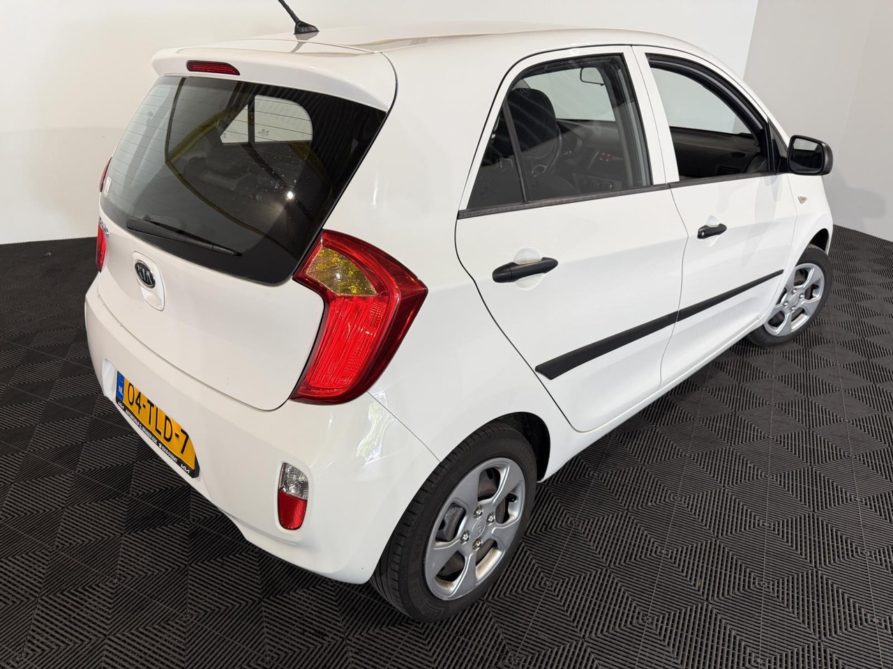 Хечбек Kia Picanto 1.0 CVVT | 2012 | 70.028 km | 04-TLD- 7: снимка 8