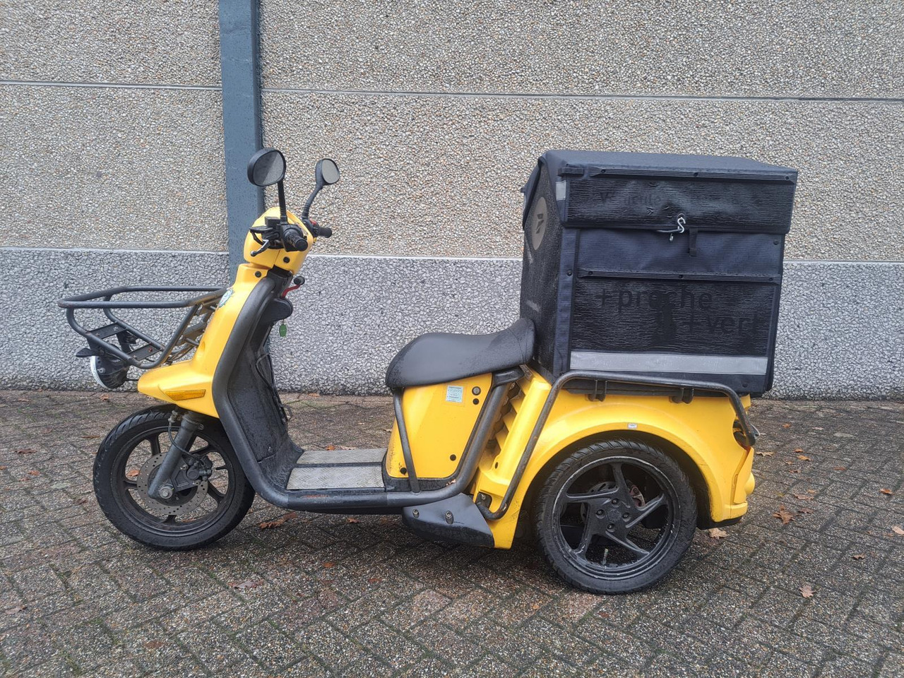 Ligier L2e-P Postscooter - Мотоциклет: снимка 3 Ligier L2e-P Postscooter - Мотоциклет: снимка 3