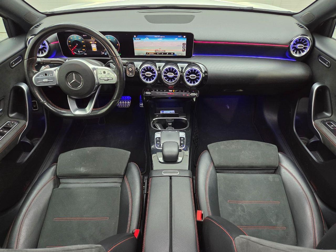 Mercedes - Benz A - klasse 180 d Launch Edition Premium | 2019 | 154.050 km | J590RH | NAP: Geen oordeel - Лек автомобил: снимка 5 Mercedes - Benz A - klasse 180 d Launch Edition Premium | 2019 | 154.050 km | J590RH | NAP: Geen oordeel - Лек автомобил: снимка 5