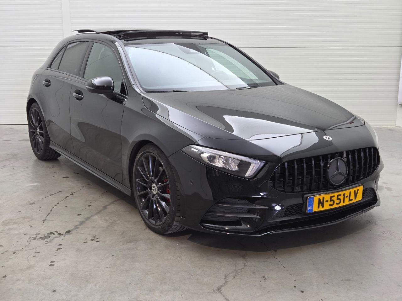Mercedes - Benz A - klasse 200 Launch Edition Premium | 2018 | 153.261 km | Automaat | N551LV | NAP: Geen oordeel - Хечбек: снимка 2 Mercedes - Benz A - klasse 200 Launch Edition Premium | 2018 | 153.261 km | Automaat | N551LV | NAP: Geen oordeel - Хечбек: снимка 2