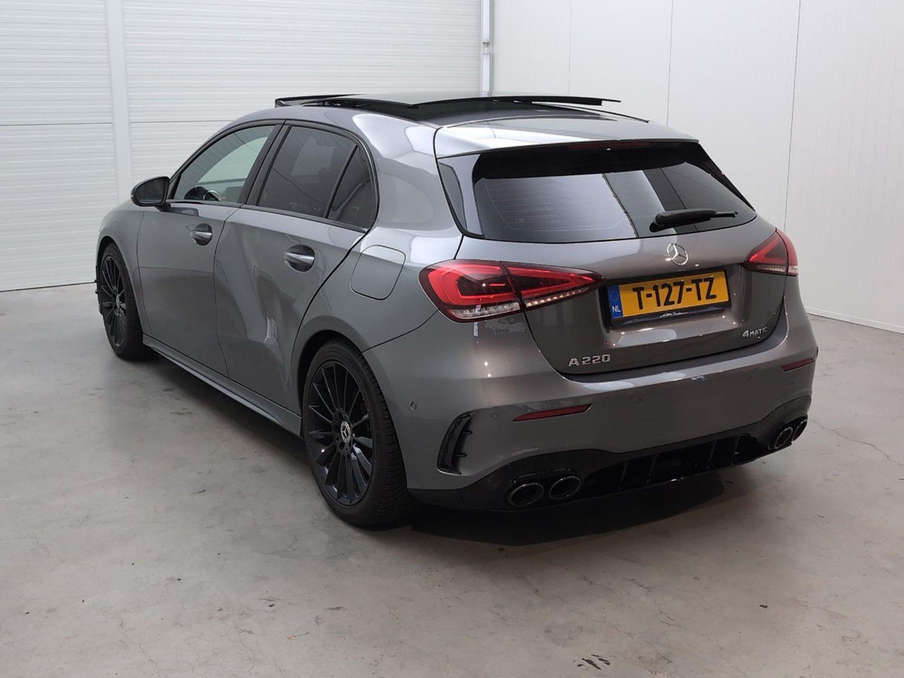 Mercedes-Benz A-klasse 220 4MATIC Premium Plus | 2019 | 130.177 km | Automaat | T127TZ | NAP: Geen oordeel - Хечбек: снимка 3 Mercedes-Benz A-klasse 220 4MATIC Premium Plus | 2019 | 130.177 km | Automaat | T127TZ | NAP: Geen oordeel - Хечбек: снимка 3