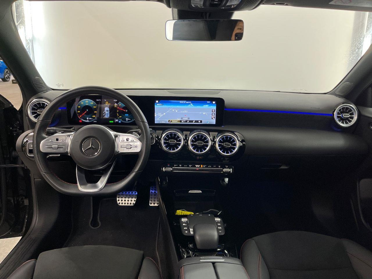 Mercedes - Benz A - klasse 250 e Business Line | 2022 | 26.677 km | Automaat | T967RG | NAP: Geen oordeel - Хечбек: снимка 5 Mercedes - Benz A - klasse 250 e Business Line | 2022 | 26.677 km | Automaat | T967RG | NAP: Geen oordeel - Хечбек: снимка 5