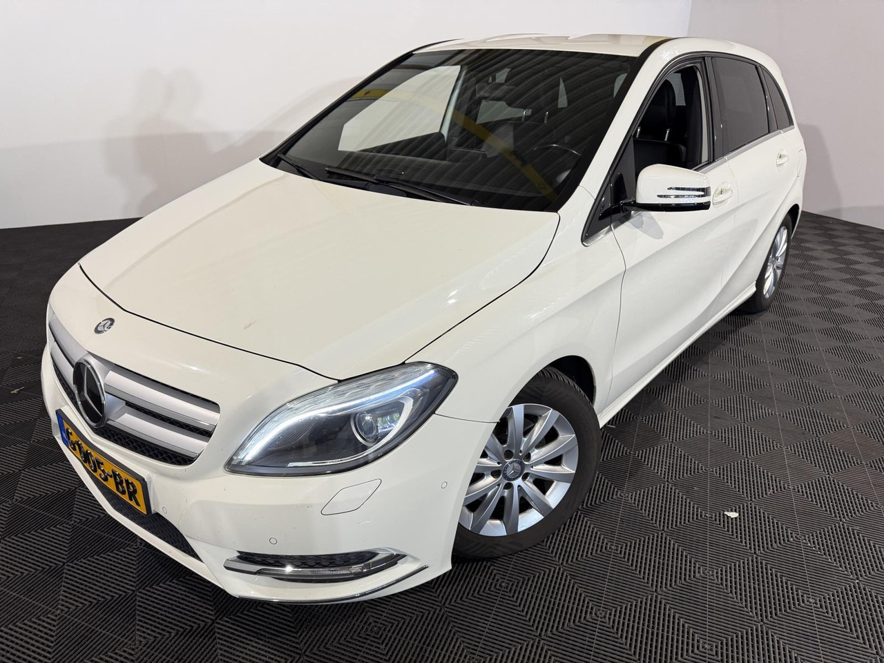 Mercedes-Benz | B-klasse | 180 Ambition | 2012 | 131.978 km | G005BR | Geen oordeel - Лек автомобил: снимка 1 Mercedes-Benz | B-klasse | 180 Ambition | 2012 | 131.978 km | G005BR | Geen oordeel - Лек автомобил: снимка 1