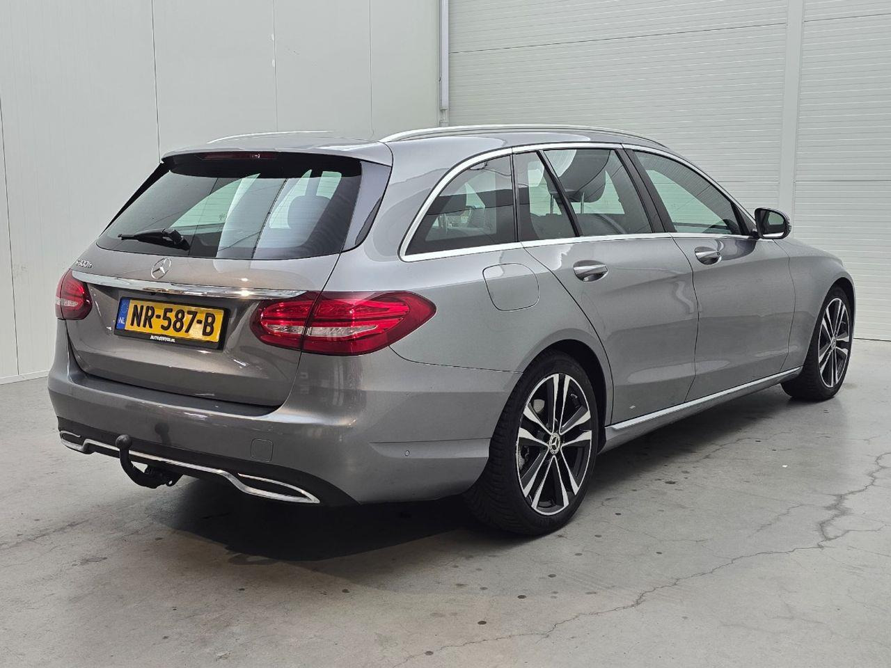 Mercedes - Benz C - klasse Estate 300 CDI HYBRID Lease Edition | 2017 | 212.178 km | Automaat | NR587B | NAP: Logisch - Лек автомобил: снимка 4 Mercedes - Benz C - klasse Estate 300 CDI HYBRID Lease Edition | 2017 | 212.178 km | Automaat | NR587B | NAP: Logisch - Лек автомобил: снимка 4