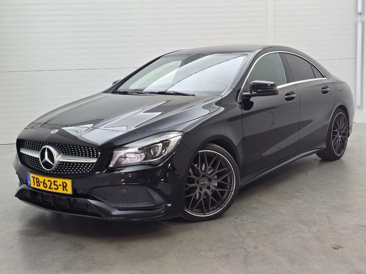 Mercedes - Benz CLA - klasse 180 Business Solution AMG Upgrade Edition | 2018 | 187.963 km | Automaat | TB625R | NAP: Logisch - Седан: снимка 1 Mercedes - Benz CLA - klasse 180 Business Solution AMG Upgrade Edition | 2018 | 187.963 km | Automaat | TB625R | NAP: Logisch - Седан: снимка 1
