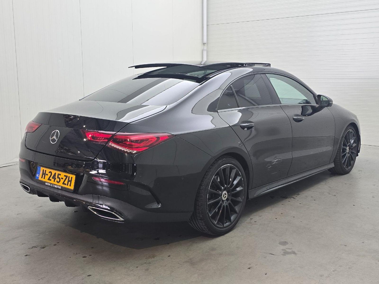 Mercedes-Benz CLA-klasse 220 Premium Plus | 2019 | 251.329 km | Automaat | H245ZH | NAP: Geen oordeel - Седан: снимка 4 Mercedes-Benz CLA-klasse 220 Premium Plus | 2019 | 251.329 km | Automaat | H245ZH | NAP: Geen oordeel - Седан: снимка 4