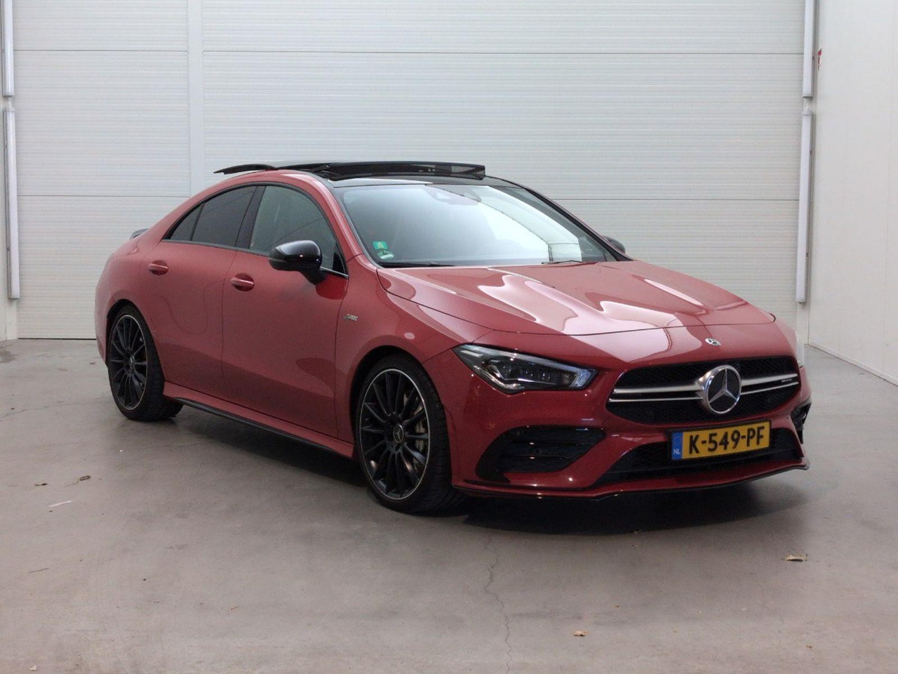 Mercedes-Benz CLA-klasse AMG 35 4MATIC Premium Plus | 2019 | 115.644 km | Automaat | K549PF | NAP: Geen oordeel - Седан: снимка 2 Mercedes-Benz CLA-klasse AMG 35 4MATIC Premium Plus | 2019 | 115.644 km | Automaat | K549PF | NAP: Geen oordeel - Седан: снимка 2