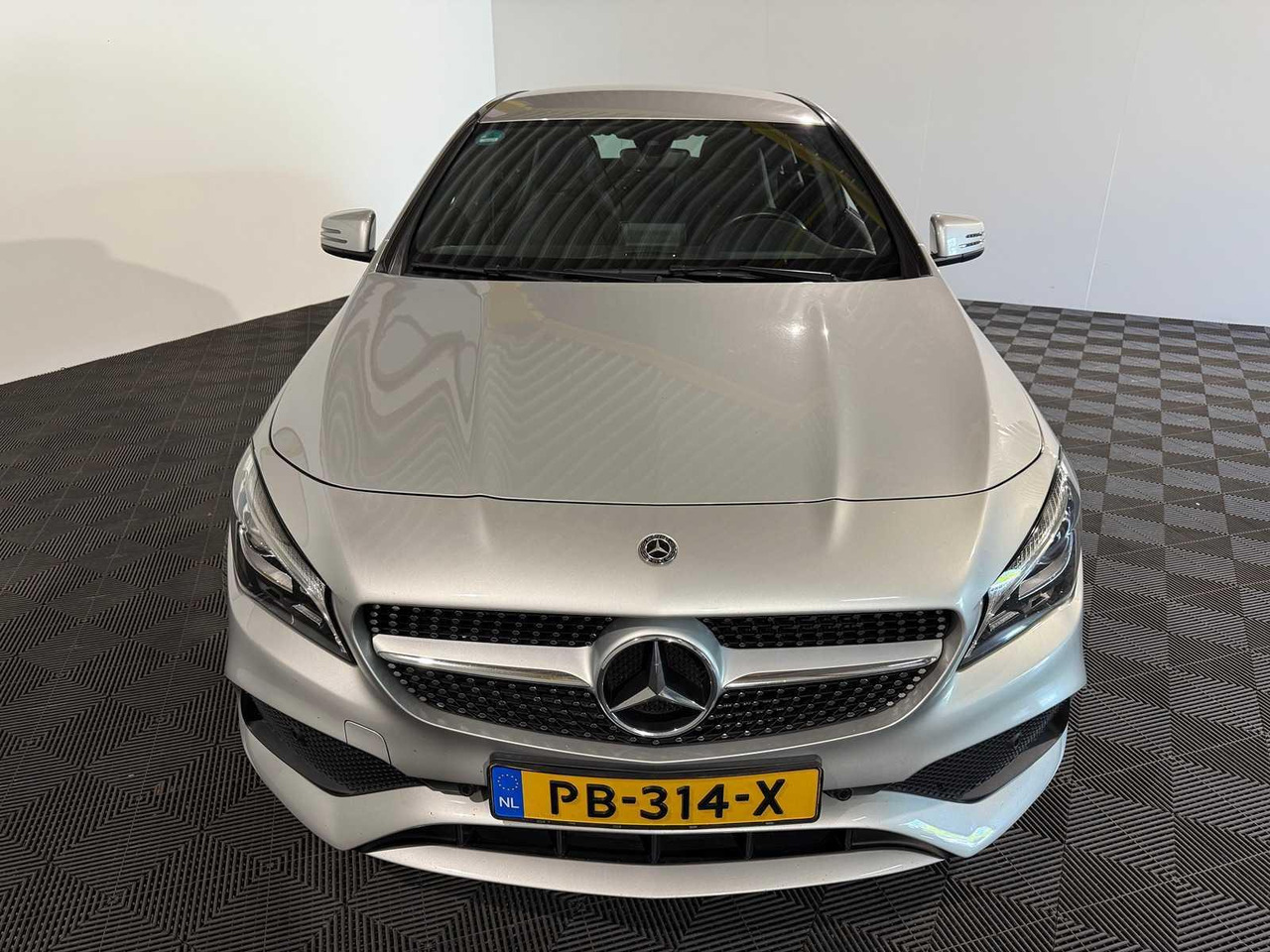Mercedes-Benz CLA-klasse Shooting Brake 180 d Business Solution AMG | 2017 | 178.913 km | PB-314-X - Лек автомобил: снимка 5 Mercedes-Benz CLA-klasse Shooting Brake 180 d Business Solution AMG | 2017 | 178.913 km | PB-314-X - Лек автомобил: снимка 5