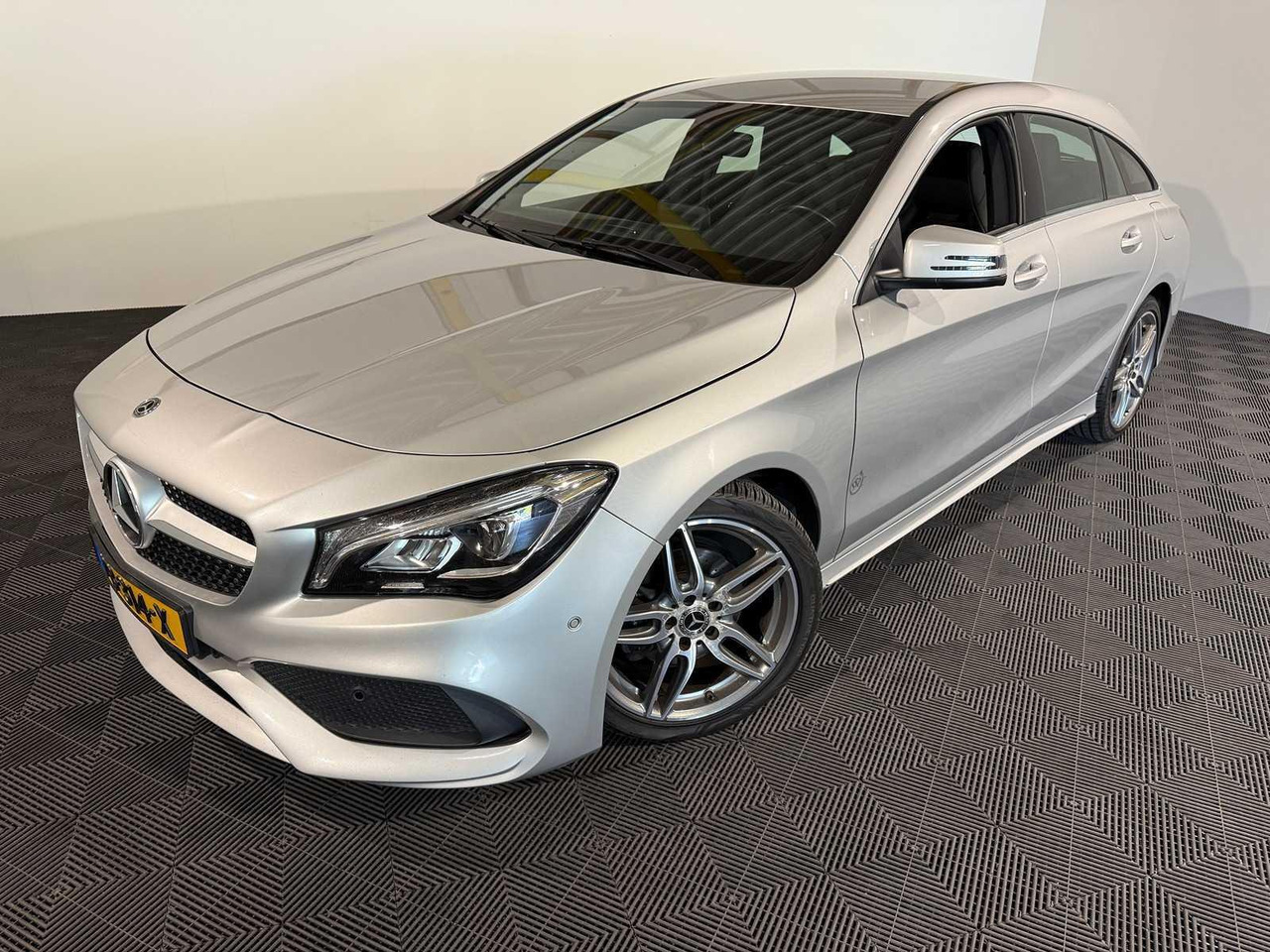 Mercedes-Benz CLA-klasse Shooting Brake 180 d Business Solution AMG | 2017 | 178.913 km | PB-314-X - Лек автомобил: снимка 1 Mercedes-Benz CLA-klasse Shooting Brake 180 d Business Solution AMG | 2017 | 178.913 km | PB-314-X - Лек автомобил: снимка 1