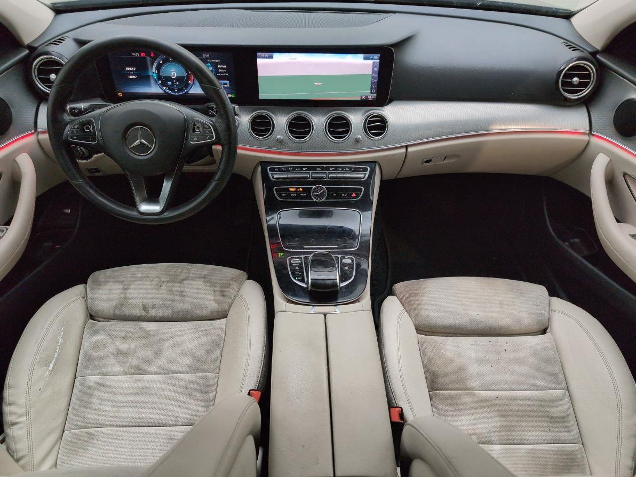 Mercedes - Benz E - klasse 220 d Business Automaat | 2017 | 136.846 km | S237TH | NAP: Geen oordeel - Седан: снимка 5 Mercedes - Benz E - klasse 220 d Business Automaat | 2017 | 136.846 km | S237TH | NAP: Geen oordeel - Седан: снимка 5
