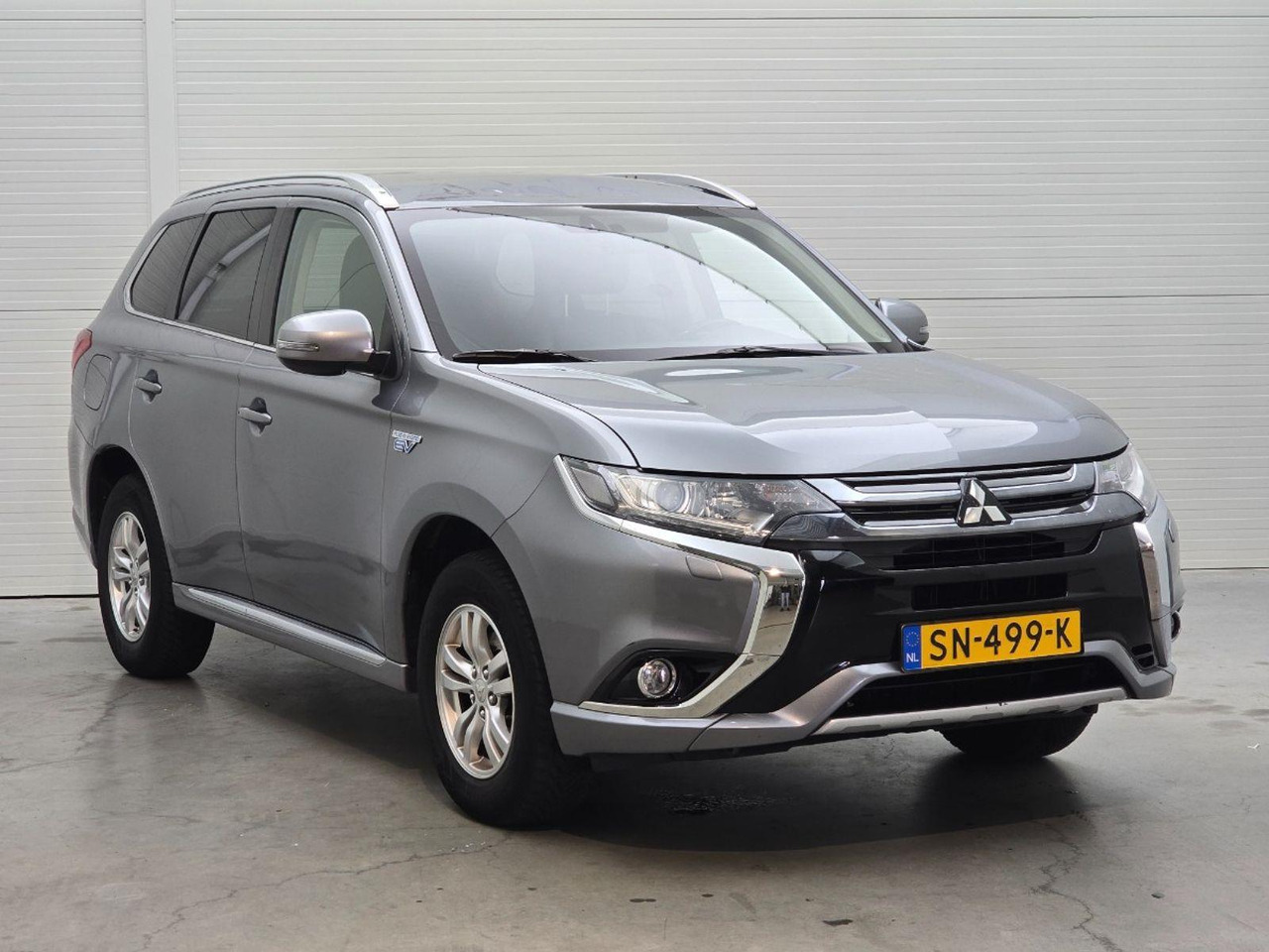 Mitsubishi Outlander 2.0 PHEV Pure | 2018 | 197.128 km | Automaat | SN499K | NAP: Logisch - Джип: снимка 2 Mitsubishi Outlander 2.0 PHEV Pure | 2018 | 197.128 km | Automaat | SN499K | NAP: Logisch - Джип: снимка 2
