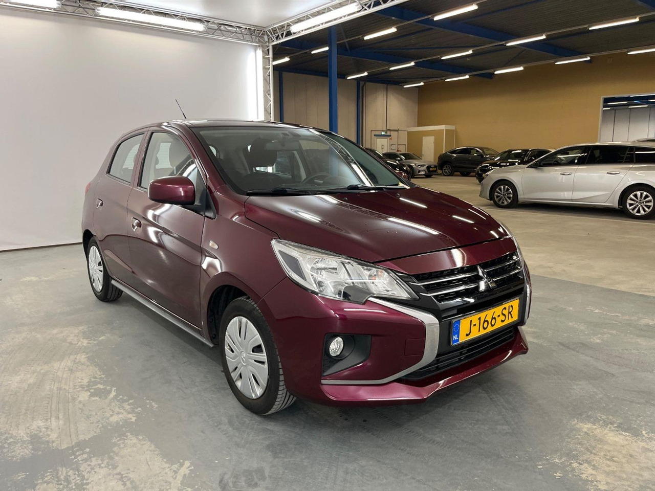 Mitsubishi Space Star 1.0 Cool+ | 2020 | 58.994 km | J166SR | NAP: Logisch - Хечбек: снимка 2 Mitsubishi Space Star 1.0 Cool+ | 2020 | 58.994 km | J166SR | NAP: Logisch - Хечбек: снимка 2
