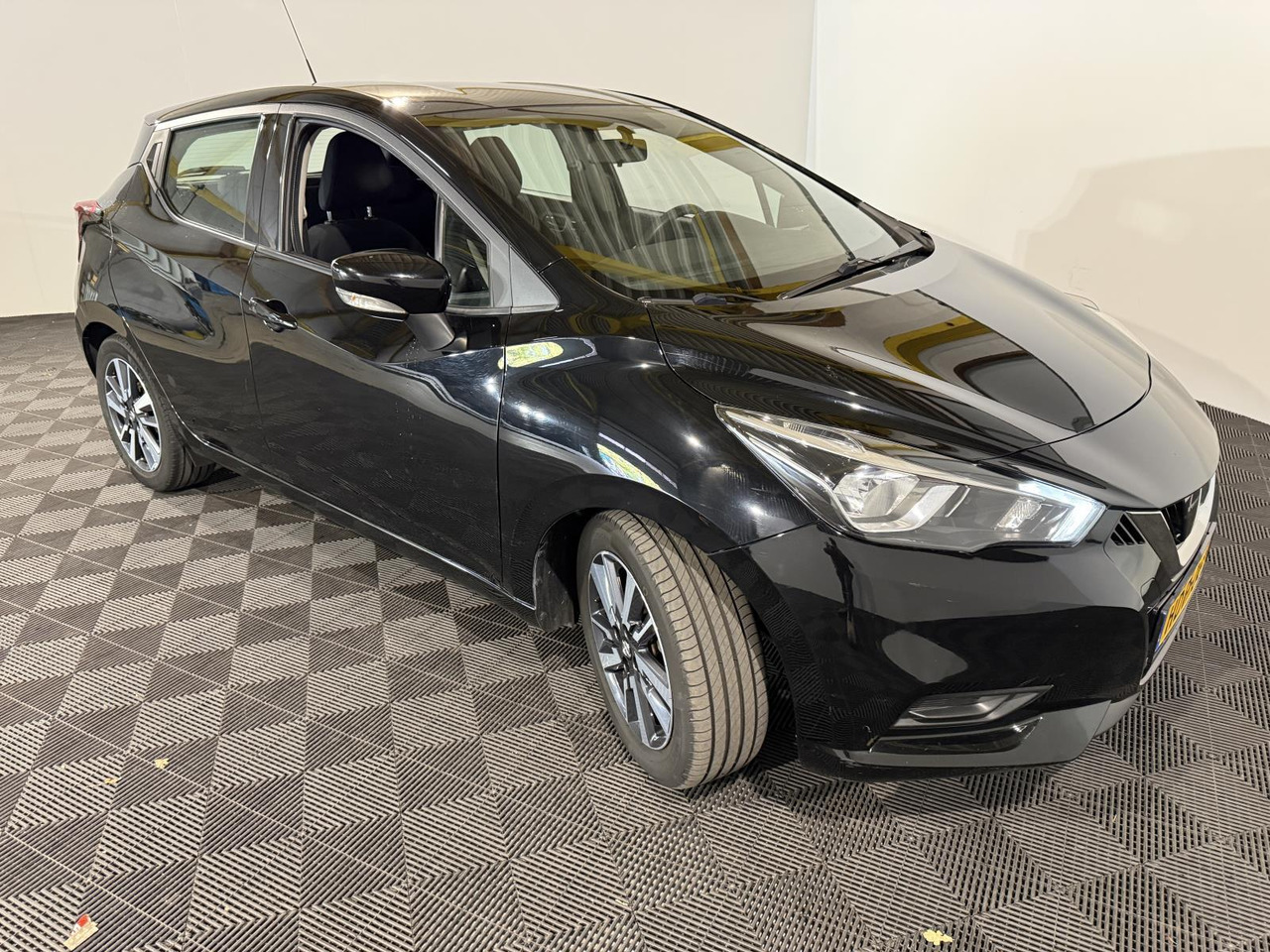 Nissan | Micra | 0.9 IG-T Acenta | 2018 | 158.656 km | HDP06F | Geen oordeel - Хечбек: снимка 3 Nissan | Micra | 0.9 IG-T Acenta | 2018 | 158.656 km | HDP06F | Geen oordeel - Хечбек: снимка 3