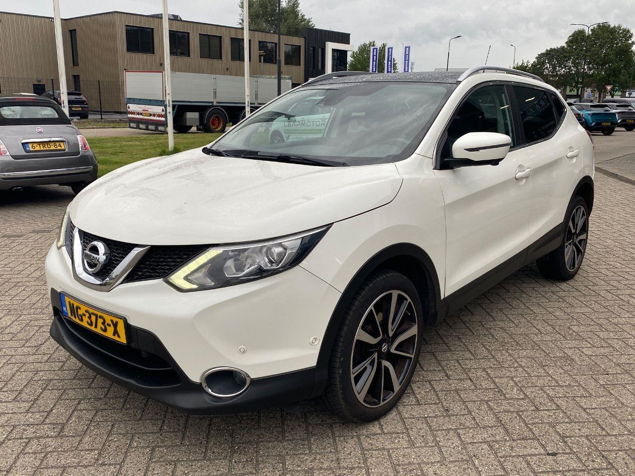 Nissan Qashqai 1.2 Tekna | 2016 | 172.484 km | Automaat | NG373X | NAP: Geen oordeel - Джип: снимка 1 Nissan Qashqai 1.2 Tekna | 2016 | 172.484 km | Automaat | NG373X | NAP: Geen oordeel - Джип: снимка 1