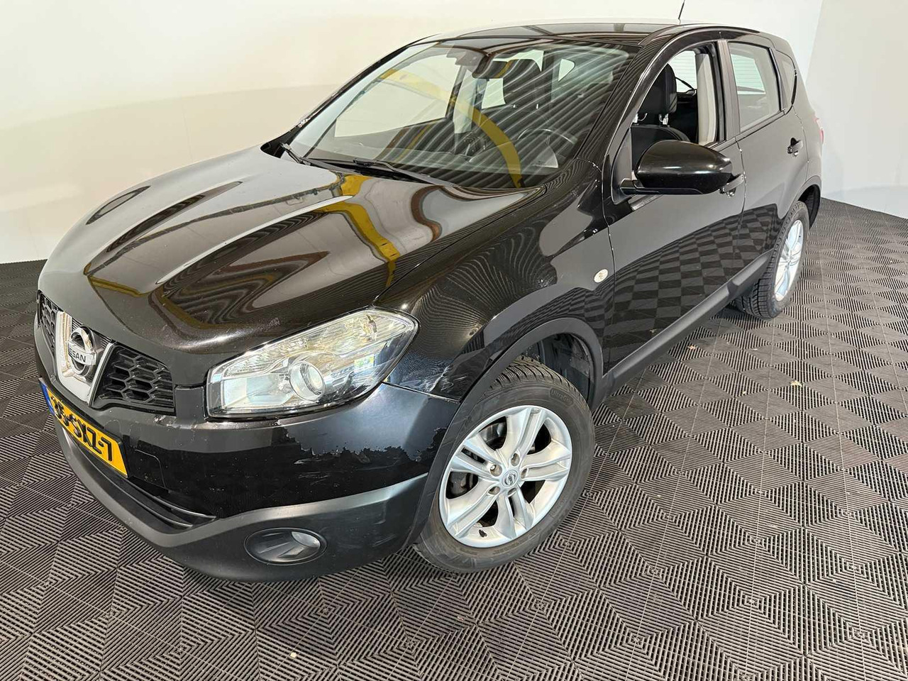 Nissan Qashqai 1.6 Acenta | 2012 | 251.892 km | 35-SXZ-7 - Джип: снимка 1 Nissan Qashqai 1.6 Acenta | 2012 | 251.892 km | 35-SXZ-7 - Джип: снимка 1