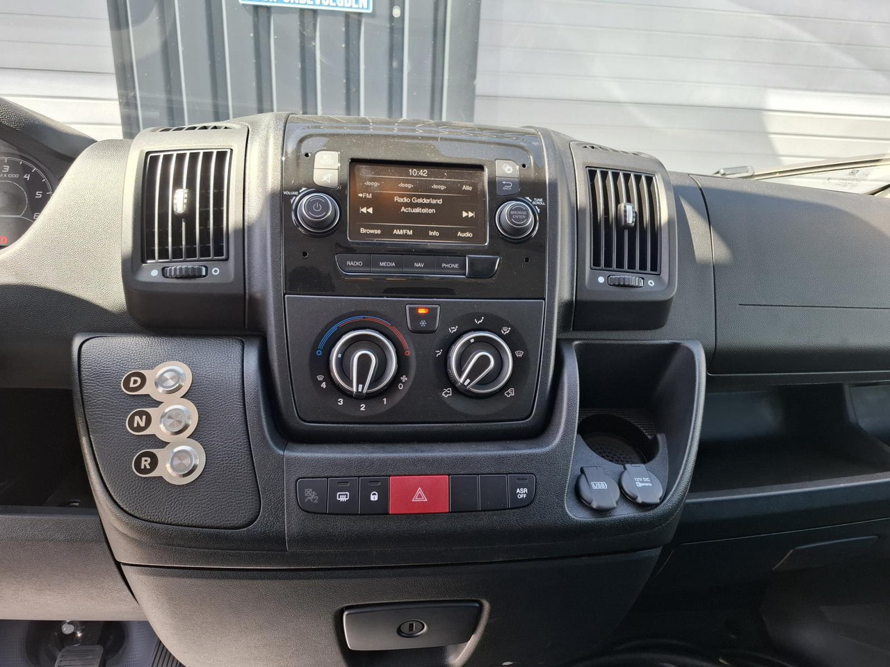 Opel Movano-E L2H2 | 2023 | 82 km | VVF-75-P - Товарен бус, Електрически бус: снимка 4 Opel Movano-E L2H2 | 2023 | 82 km | VVF-75-P - Товарен бус, Електрически бус: снимка 4