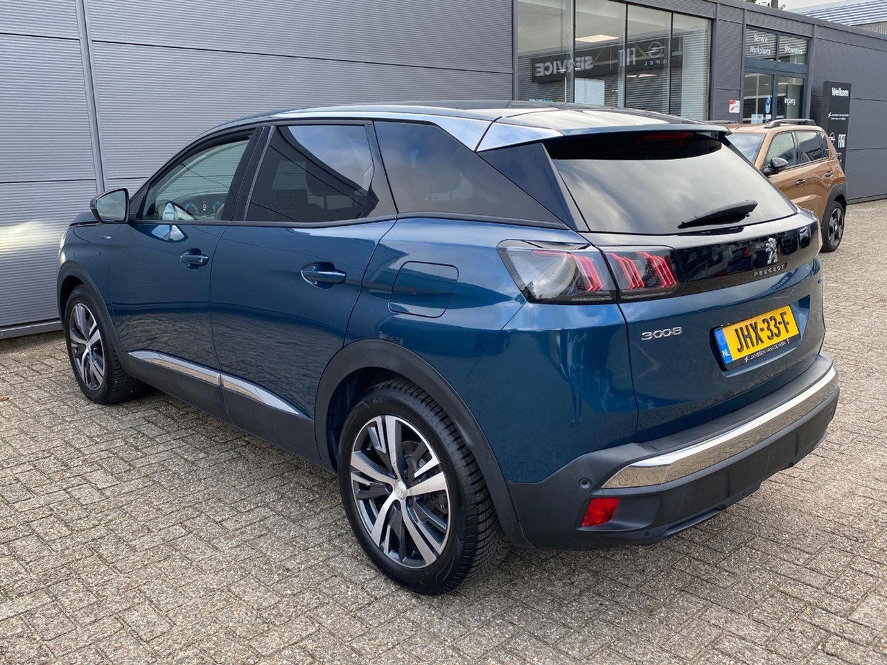 Peugeot 3008 1.6 HYbrid 225 Blue Lease Allure | 2021 | 65.770 km | Automaat | JHX33F | NAP: Geen oordeel - Джип: снимка 3 Peugeot 3008 1.6 HYbrid 225 Blue Lease Allure | 2021 | 65.770 km | Automaat | JHX33F | NAP: Geen oordeel - Джип: снимка 3