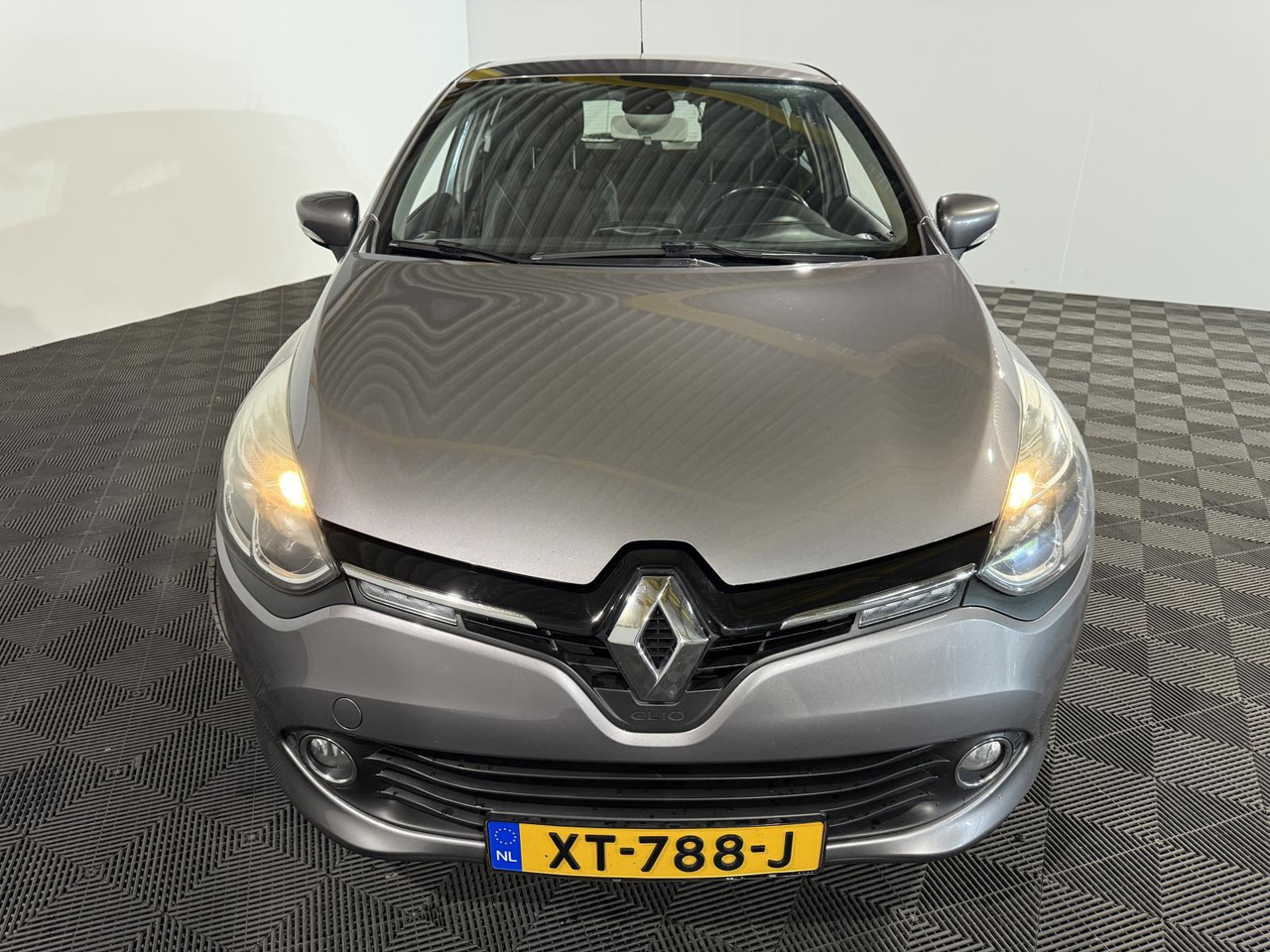 Renault | Clio | 0.9 TCe Dynamique | 2016 | 192.462 km | XT788J | Geen oordeel - Хечбек: снимка 2 Renault | Clio | 0.9 TCe Dynamique | 2016 | 192.462 km | XT788J | Geen oordeel - Хечбек: снимка 2