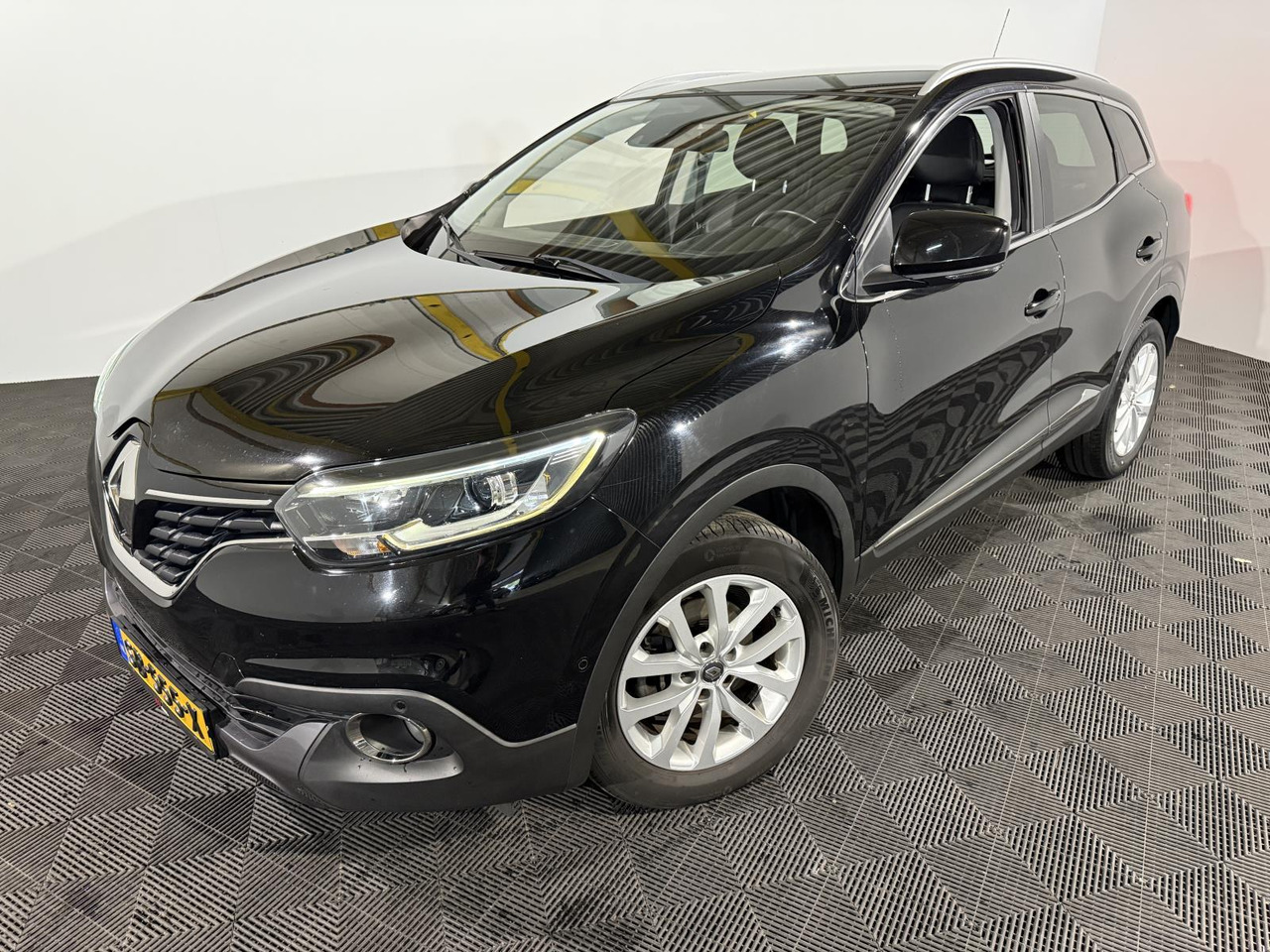 Renault | Kadjar | 1.2 TCe Intens | 2018 | 183.542 km | SB555X | Logisch - Джип: снимка 1 Renault | Kadjar | 1.2 TCe Intens | 2018 | 183.542 km | SB555X | Logisch - Джип: снимка 1