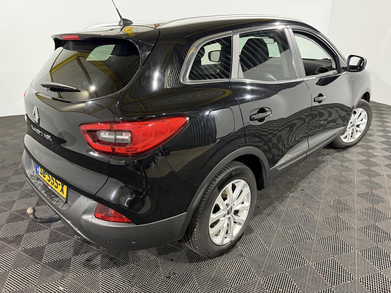 Renault | Kadjar | 1.2 TCe Intens | 2018 | 183.542 km | SB555X | Logisch - Джип: снимка 2 Renault | Kadjar | 1.2 TCe Intens | 2018 | 183.542 km | SB555X | Logisch - Джип: снимка 2