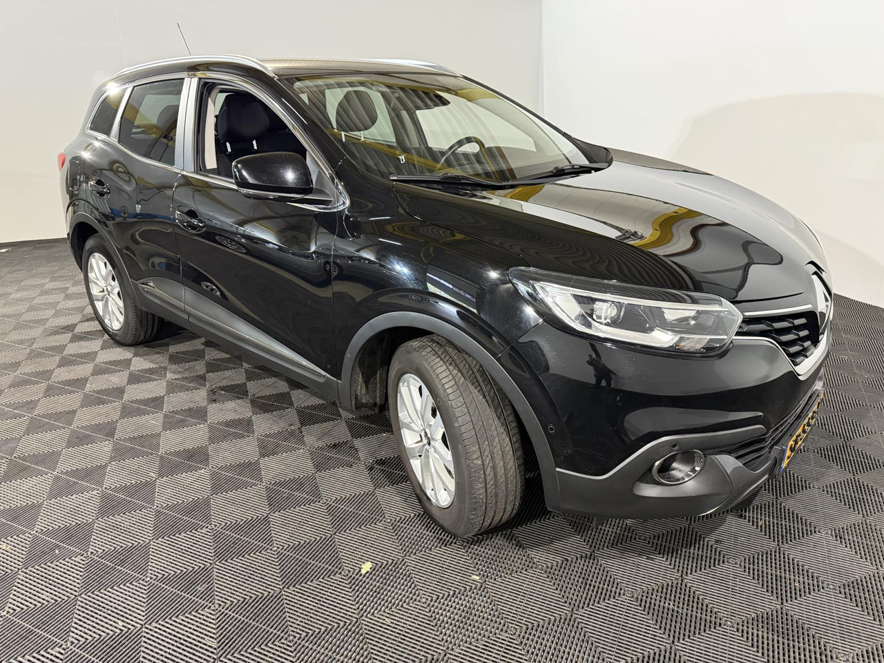 Renault | Kadjar | 1.2 TCe Intens | 2018 | 183.542 km | SB555X | Logisch - Джип: снимка 3 Renault | Kadjar | 1.2 TCe Intens | 2018 | 183.542 km | SB555X | Logisch - Джип: снимка 3