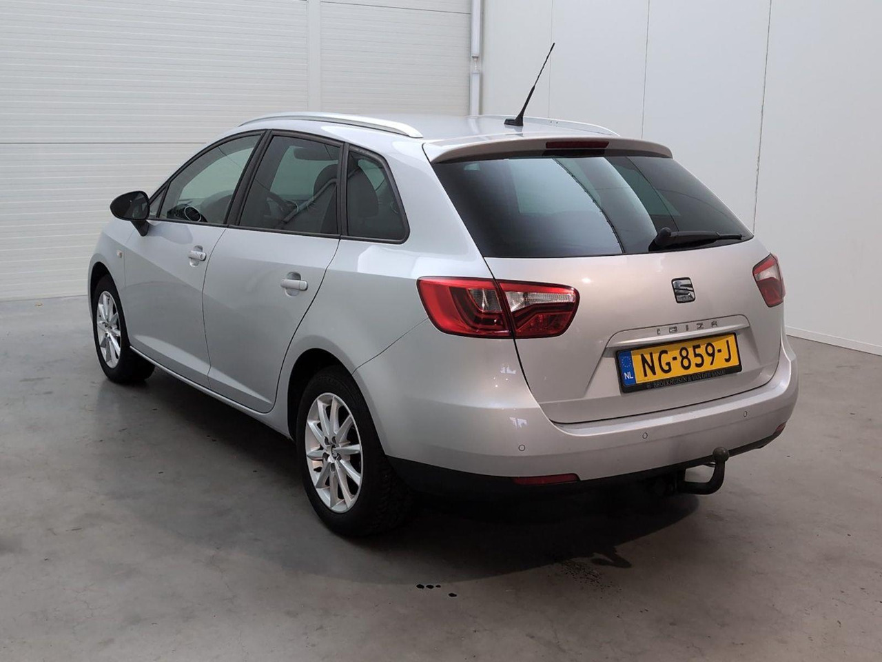 SEAT Ibiza ST 1.0 EcoTSI Style Connect | 2017 | 230.993 km | NG859J | NAP: Logisch - Лек автомобил: снимка 3 SEAT Ibiza ST 1.0 EcoTSI Style Connect | 2017 | 230.993 km | NG859J | NAP: Logisch - Лек автомобил: снимка 3