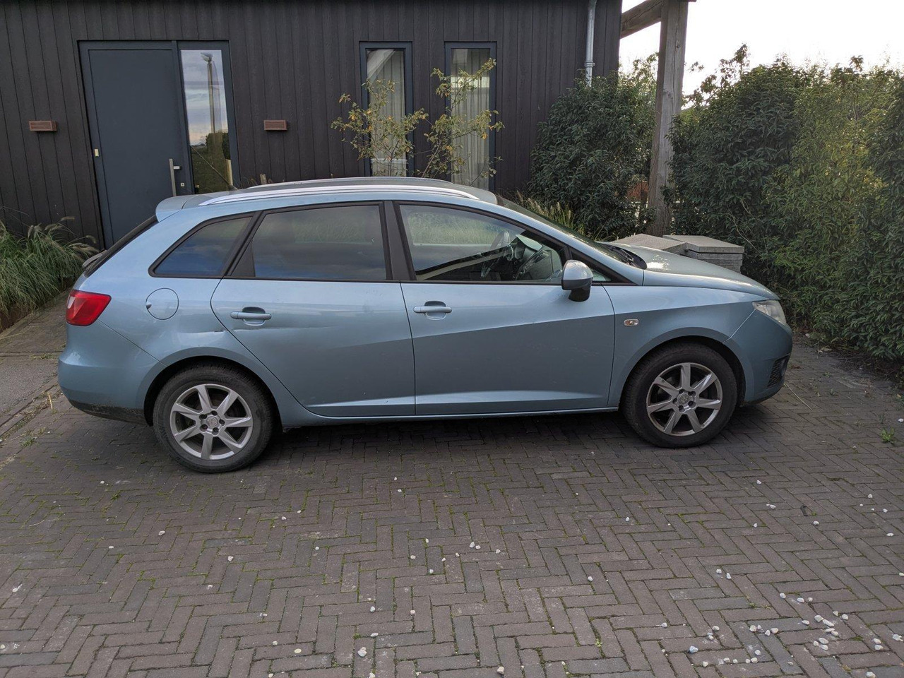 SEAT | Ibiza ST | 1.2 TDI Style Ecomotive | 2011 | 187.816 km | 04PPB6 | Logisch - Лек автомобил: снимка 4 SEAT | Ibiza ST | 1.2 TDI Style Ecomotive | 2011 | 187.816 km | 04PPB6 | Logisch - Лек автомобил: снимка 4