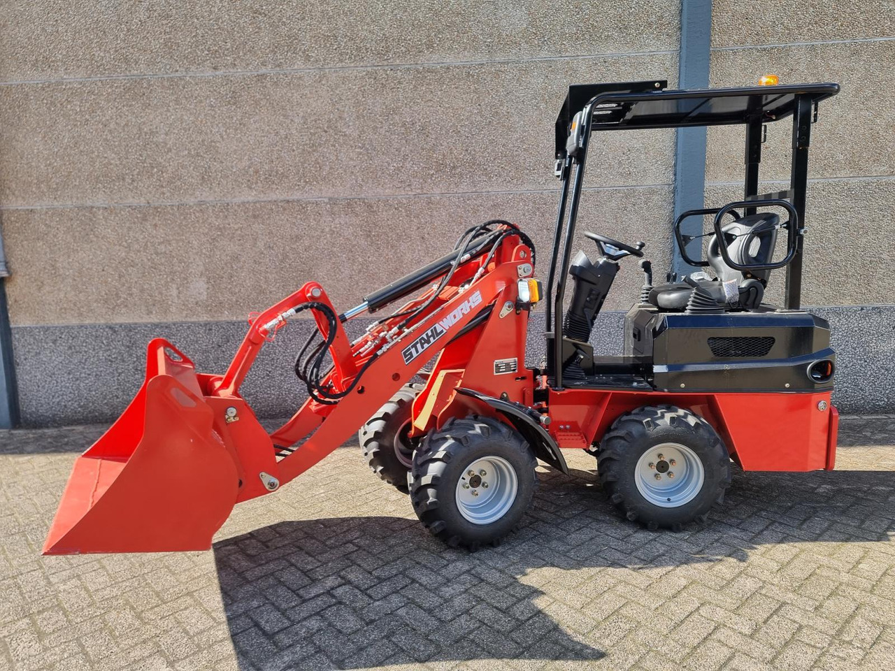 Stahlworks R906 Shovel Nieuw - Колесен товарач: снимка 5 Stahlworks R906 Shovel Nieuw - Колесен товарач: снимка 5