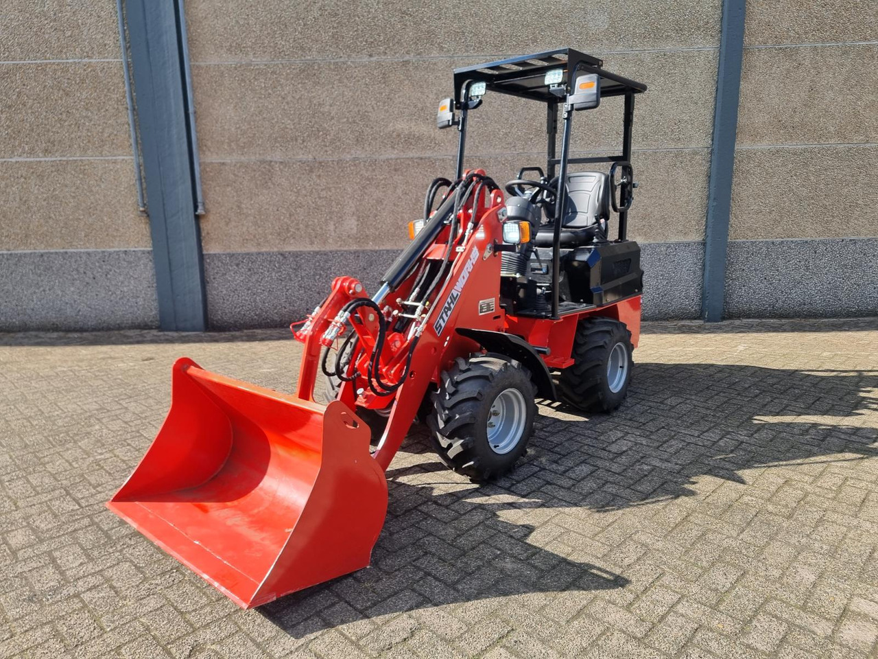 Stahlworks R906 Shovel Nieuw - Колесен товарач: снимка 1 Stahlworks R906 Shovel Nieuw - Колесен товарач: снимка 1