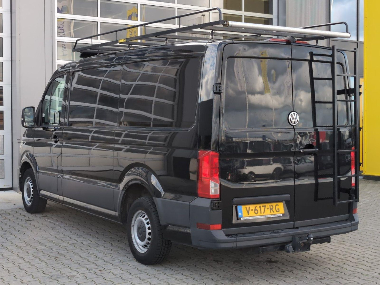 Volkswagen Crafter 30 2.0 TDI L3H2 Trendline | 2018 | 101.985 km | V617RG | NAP: Logisch - Товарен бус: снимка 3 Volkswagen Crafter 30 2.0 TDI L3H2 Trendline | 2018 | 101.985 km | V617RG | NAP: Logisch - Товарен бус: снимка 3