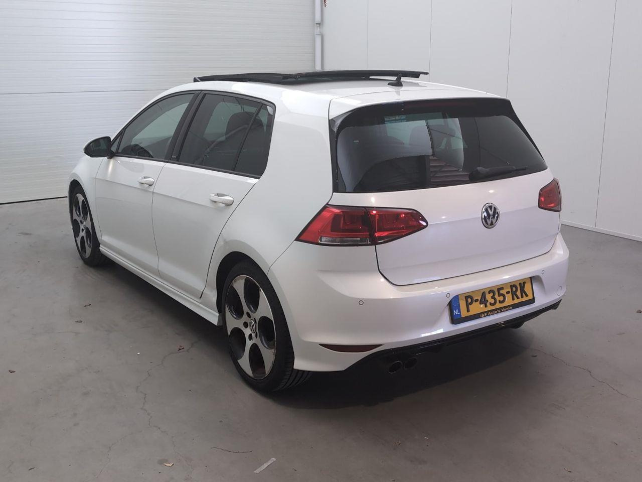 Volkswagen Golf 1.4 TSI Connected Series | 2017 | 114.917 km | Automaat | P435RK | NAP: Geen oordeel - Хечбек: снимка 3 Volkswagen Golf 1.4 TSI Connected Series | 2017 | 114.917 km | Automaat | P435RK | NAP: Geen oordeel - Хечбек: снимка 3