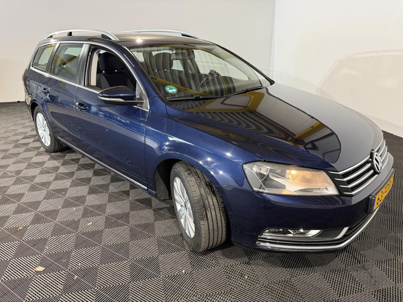 Volkswagen | Passat Variant | 1.4 TSI Comfortline BlueMotion | 2012 | 223.524 km | 63TDP7 | Logisch - Лек автомобил: снимка 5 Volkswagen | Passat Variant | 1.4 TSI Comfortline BlueMotion | 2012 | 223.524 km | 63TDP7 | Logisch - Лек автомобил: снимка 5