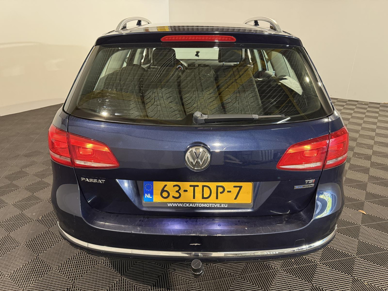 Volkswagen | Passat Variant | 1.4 TSI Comfortline BlueMotion | 2012 | 223.524 km | 63TDP7 | Logisch - Лек автомобил: снимка 2 Volkswagen | Passat Variant | 1.4 TSI Comfortline BlueMotion | 2012 | 223.524 km | 63TDP7 | Logisch - Лек автомобил: снимка 2