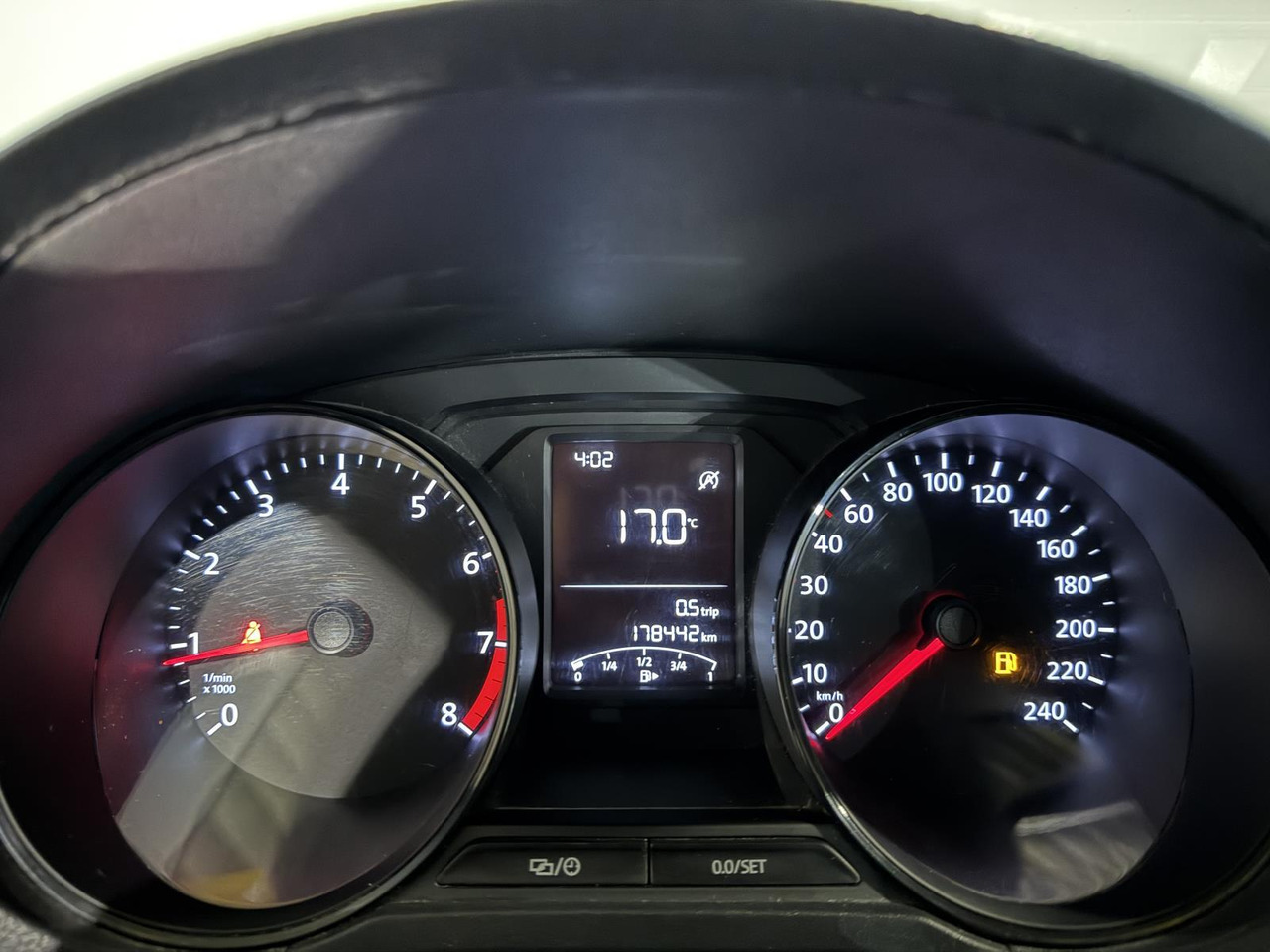 Volkswagen | Polo | 1.0 Comfortline Connected Series | 2017 | 178.442 km | TT187X | Geen oordeel - Хечбек: снимка 5 Volkswagen | Polo | 1.0 Comfortline Connected Series | 2017 | 178.442 km | TT187X | Geen oordeel - Хечбек: снимка 5
