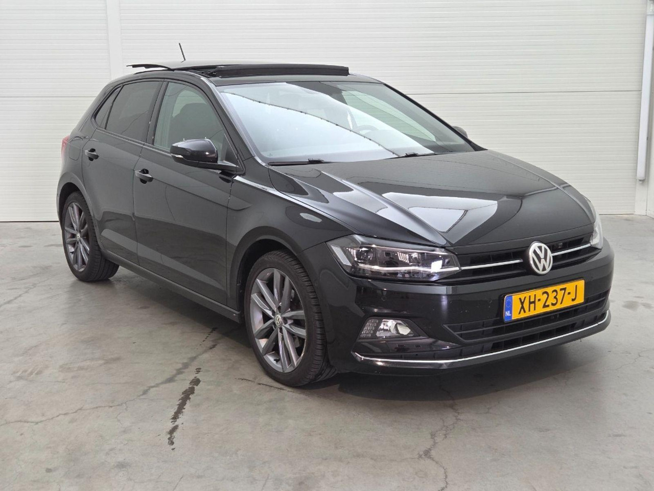 Volkswagen Polo 1.0 TSI Highline | 2019 | 193.826 km | Automaat | XH237J | NAP: Logisch - Хечбек: снимка 2 Volkswagen Polo 1.0 TSI Highline | 2019 | 193.826 km | Automaat | XH237J | NAP: Logisch - Хечбек: снимка 2