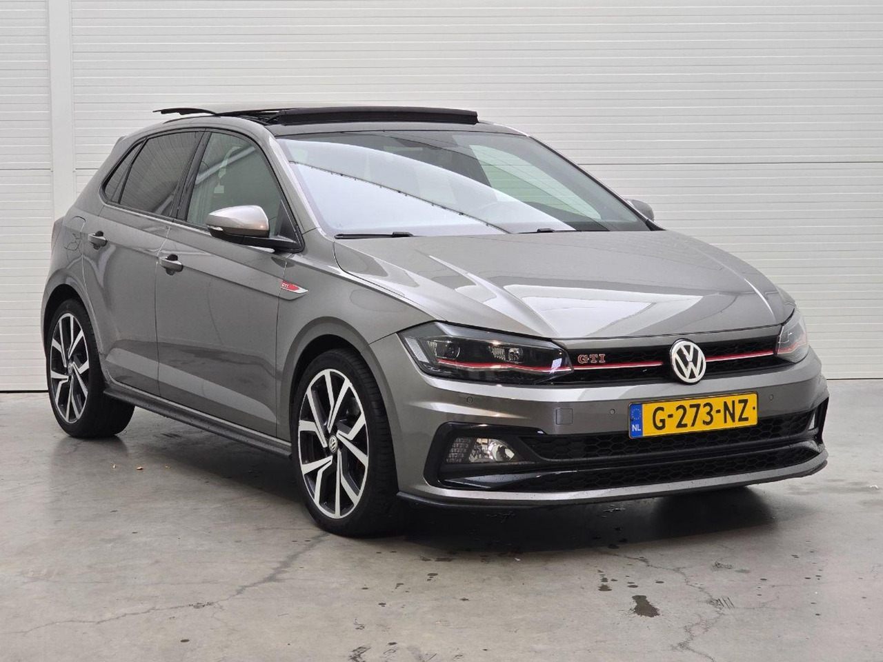 Volkswagen Polo 2.0 TSI GTI | 2019 | 124.800 km | Automaat | G273NZ | NAP: Logisch - Хечбек: снимка 2 Volkswagen Polo 2.0 TSI GTI | 2019 | 124.800 km | Automaat | G273NZ | NAP: Logisch - Хечбек: снимка 2