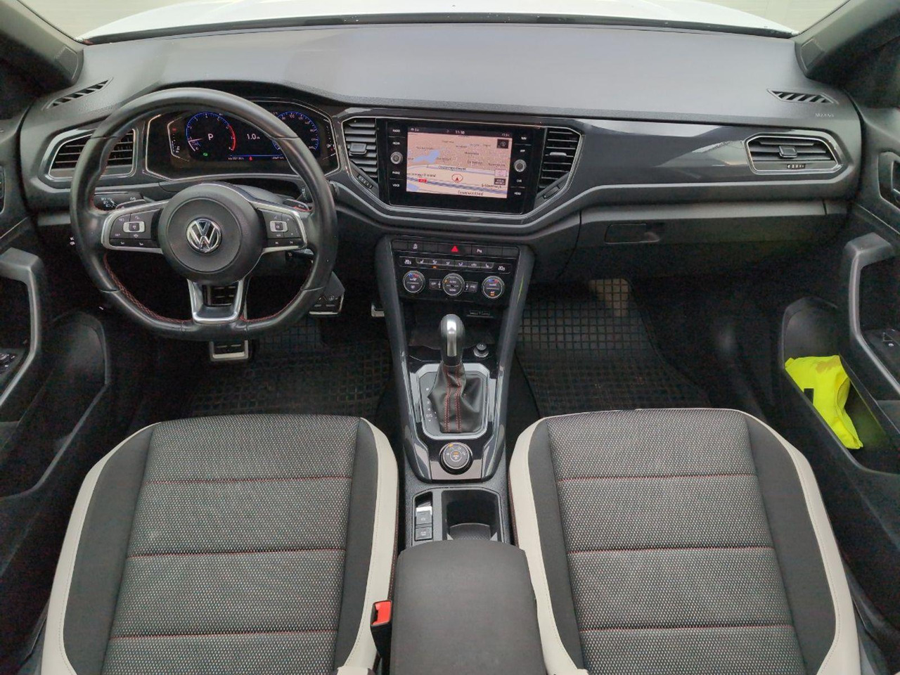 Volkswagen T-Roc 2.0 TSI 4Motion Sport Business R | 2019 | 123.691 km | Automaat | G028XS | NAP: Geen oordeel - Джип: снимка 5 Volkswagen T-Roc 2.0 TSI 4Motion Sport Business R | 2019 | 123.691 km | Automaat | G028XS | NAP: Geen oordeel - Джип: снимка 5