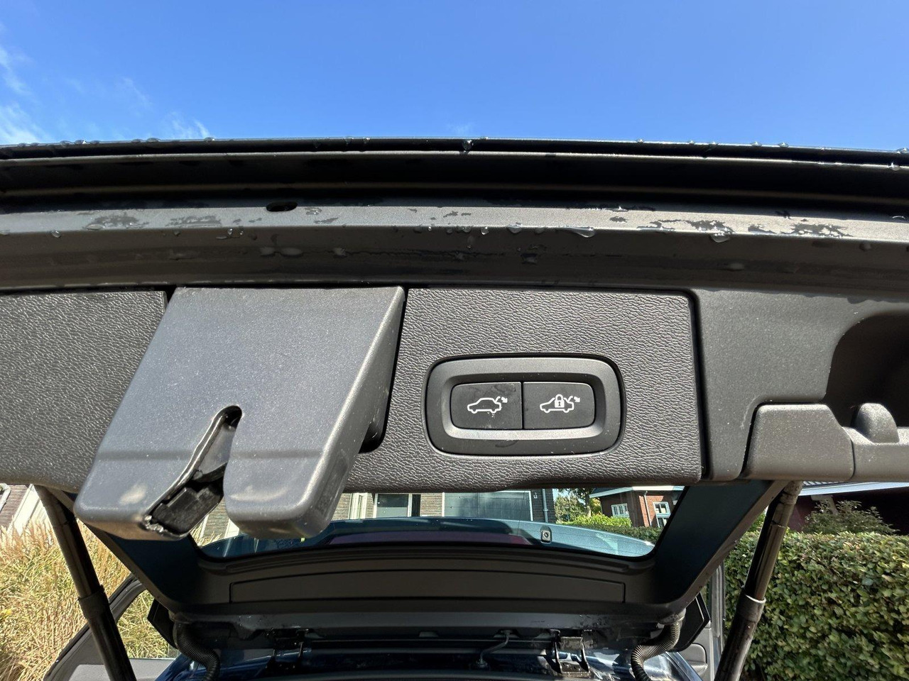Volvo | XC60 | 2.0 B5 Inscription | 2022 | 78.918 km | P456HV | Logisch - Джип: снимка 2 Volvo | XC60 | 2.0 B5 Inscription | 2022 | 78.918 km | P456HV | Logisch - Джип: снимка 2