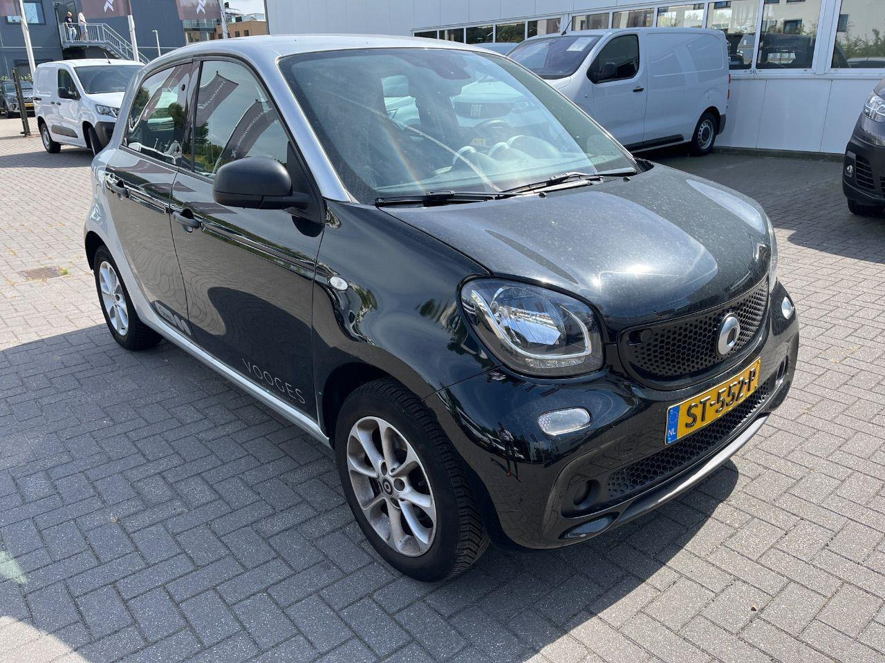Smart forfour 1.0 Business Solution | 2018 | 69.298 km | ST552P | NAP: Logisch - Хечбек: снимка 2 Smart forfour 1.0 Business Solution | 2018 | 69.298 km | ST552P | NAP: Logisch - Хечбек: снимка 2