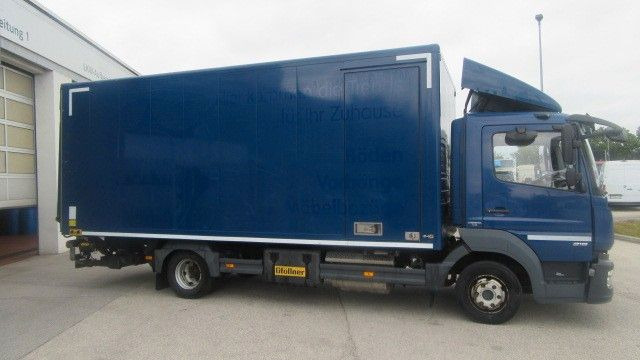 Mercedes-Benz 818L Koffer LBW, 1,5 to, Seitentüre - Камион фургон: снимка 4 Mercedes-Benz 818L Koffer LBW, 1,5 to, Seitentüre - Камион фургон: снимка 4