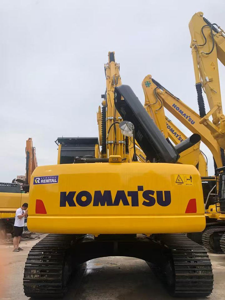 KOMATSU PC220 - Верижен багер: снимка 2 KOMATSU PC220 - Верижен багер: снимка 2