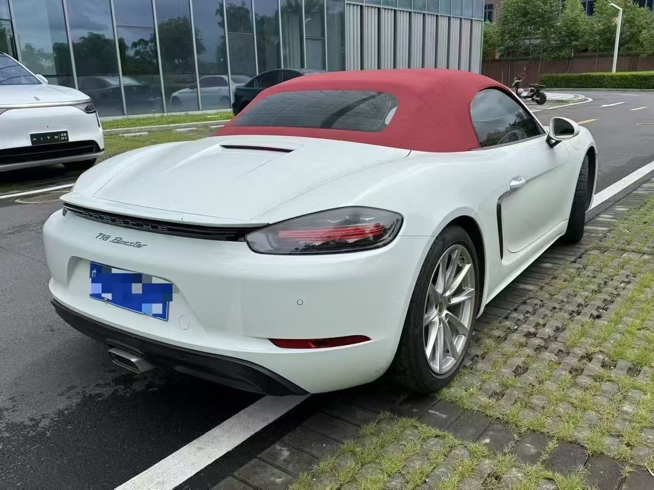 PORSCHE 718 BOXSTER - Лек автомобил: снимка 3 PORSCHE 718 BOXSTER - Лек автомобил: снимка 3