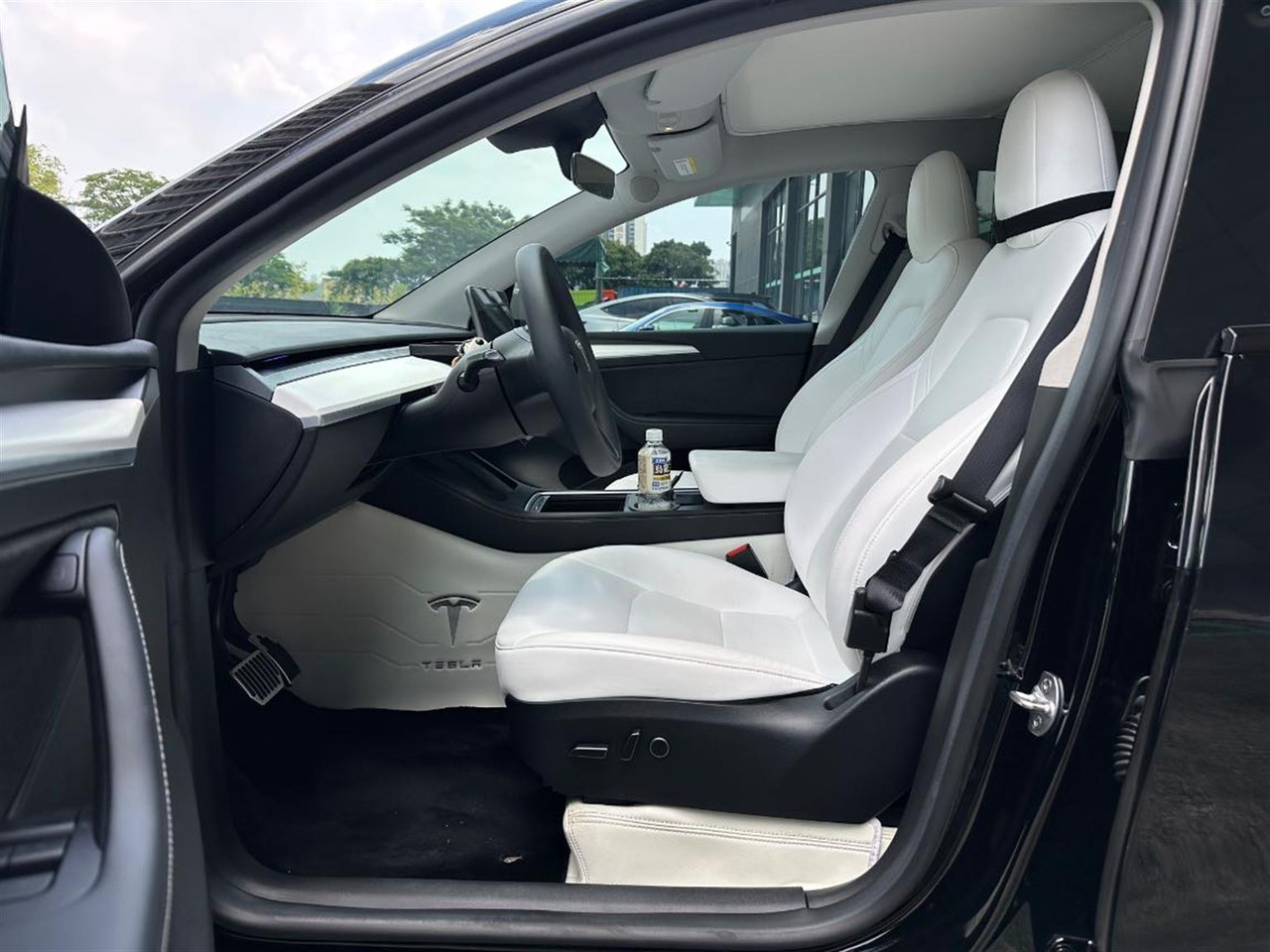 TESLA MODEL Y - Лек автомобил: снимка 2 TESLA MODEL Y - Лек автомобил: снимка 2