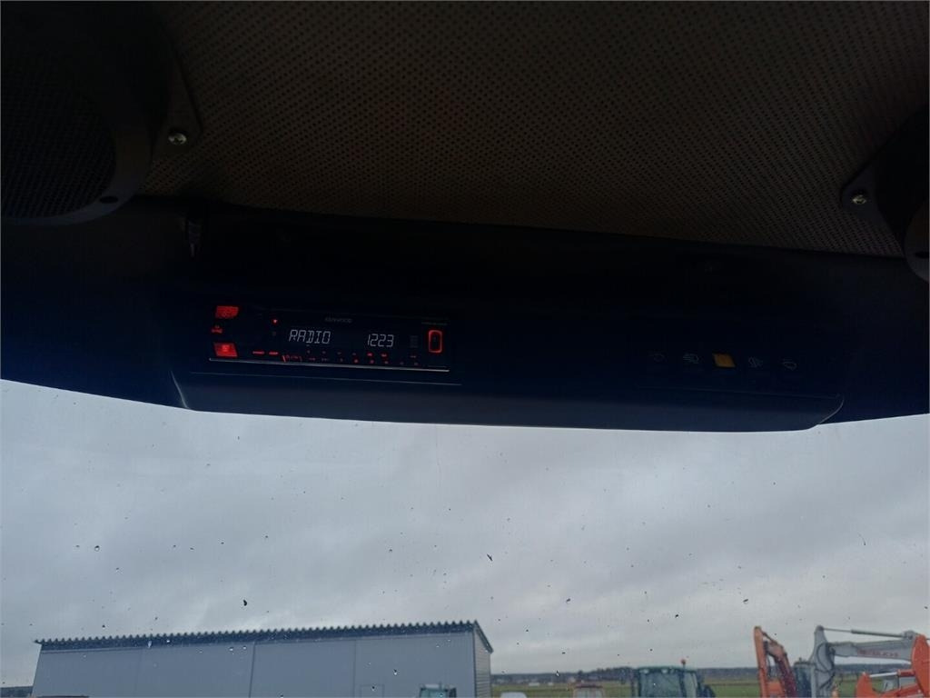 Лизинг на Komatsu WB70A Pyöräkuormaaja Komatsu WB70A Pyöräkuormaaja: снимка 12 Лизинг на Komatsu WB70A Pyöräkuormaaja Komatsu WB70A Pyöräkuormaaja: снимка 12