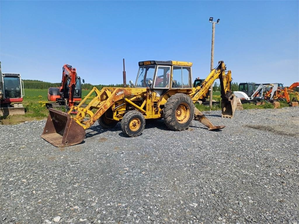 Massey Ferguson 50B traktorikaivuri  - Багер-товарач: снимка 1 Massey Ferguson 50B traktorikaivuri  - Багер-товарач: снимка 1