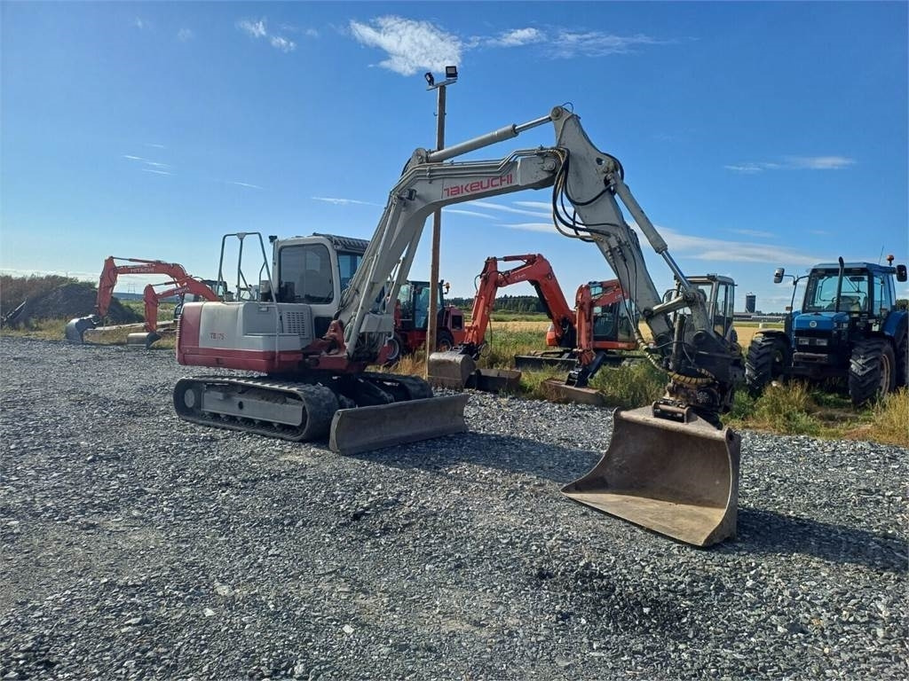 Takeuchi Tb175 Pyörittäjällä - Мини багер: снимка 4 Takeuchi Tb175 Pyörittäjällä - Мини багер: снимка 4