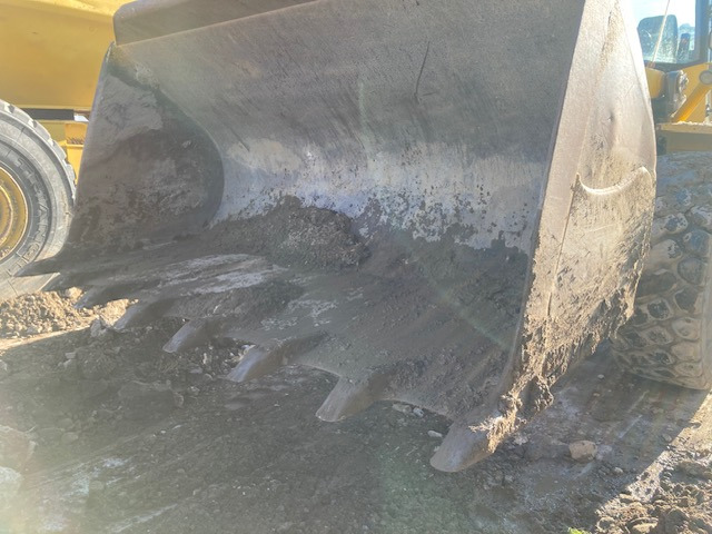 CHARGEUSE SUR PNEUS KOMATSU WA 380-5H - Колесен товарач: снимка 5 CHARGEUSE SUR PNEUS KOMATSU WA 380-5H - Колесен товарач: снимка 5